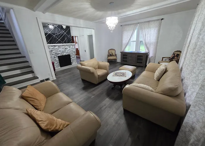 Holiday home A J House *